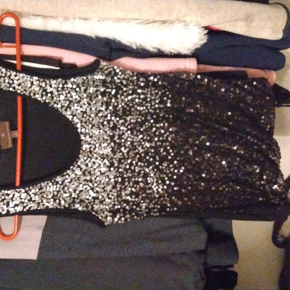 Tank top bling bling , very nice